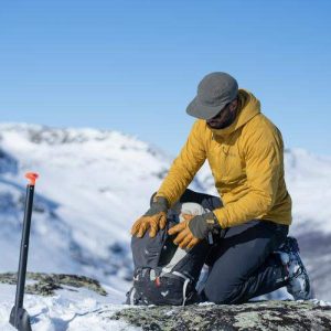 Mitä mukaan laskureppuun takamaastoon: täydellinen pakkausopas Mitä mukaan laskureppuun takamaastoon: täydellinen pakkausopas