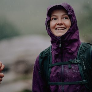 Kuoritakin ylivertainen suojaus: Tuulen- ja vedenpitävyyden merkitys Kuoritakin ylivertainen suojaus: Tuulen- ja vedenpitävyyden merkitys